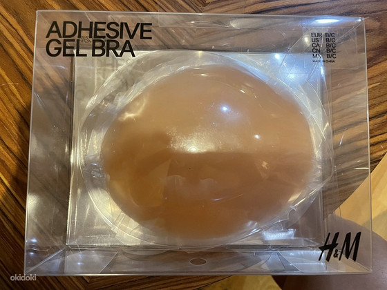 Adhesive gel bra