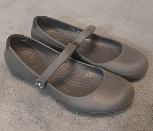 Туфли школьные Crocs (1 фото из 7)