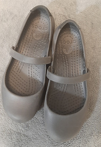 Туфли школьные Crocs (4 фото из 7)