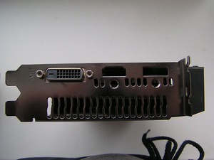 Graafikakaart ASUS RX 470 4 GB DDR5 (3 foto / 3)