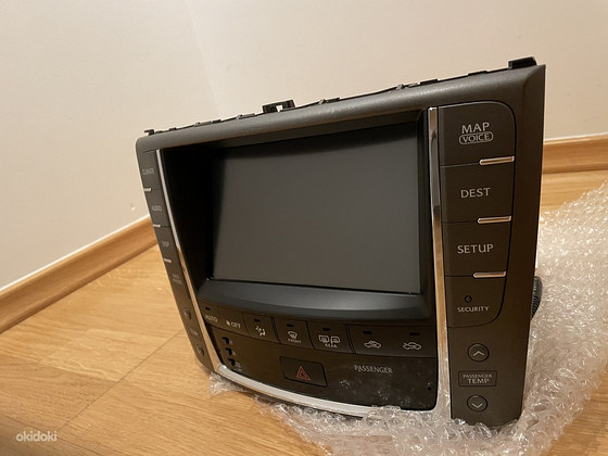 Lexus IS Radio