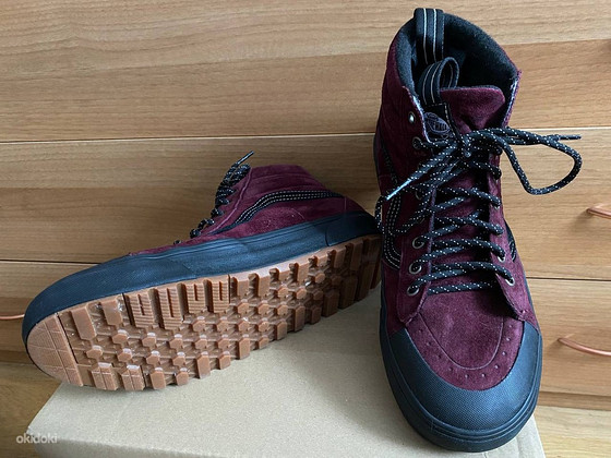 Talve jalatsid Vans