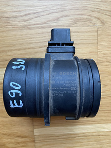 СЧЕТЧИК РАСХОДА ВОЗДУХА bMW BOSCH 0 281 002 567 (2 фото из 2)
