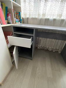Стол Laud (2 фото из 3)