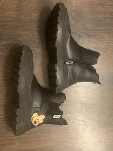 Zara jalatsid, s 35 (1 foto / 1)