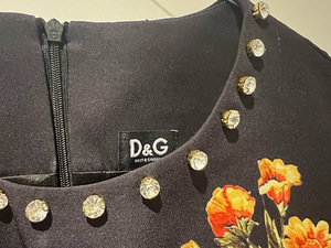 Платье d&G с камнями (2 фото из 3)
