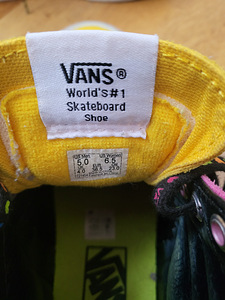 Vans обувь (3 фото из 3)