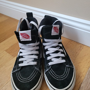 'VANS' jalatsid