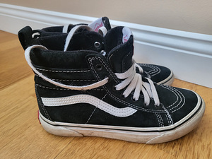 'VANS' jalatsid (2 foto / 3)