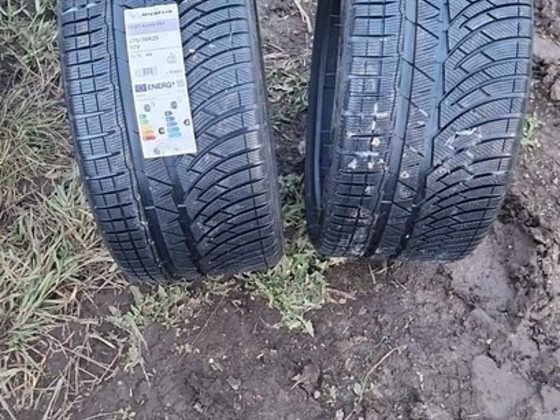 Резина 275/30R20