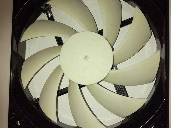 Nzxt tuuletin 120mm