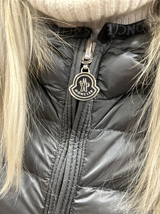 Naiste moncler jope (6 foto / 6)
