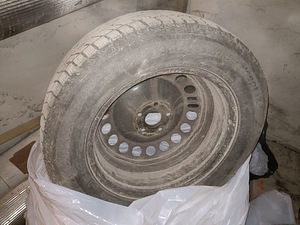 Hankook talverehvid (winter I*Cept IZ2) 30 EUR rehv!!! (1 foto / 3)