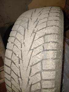 Hankook talverehvid (winter I*Cept IZ2) 30 EUR rehv!!! (2 foto / 3)