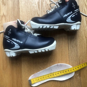 Suusasaapad Alpina NNN kinnitus, sisetald 18cm