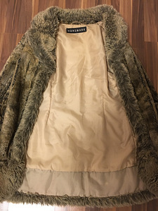 Шуба hansmark 38 (2 фото из 3)