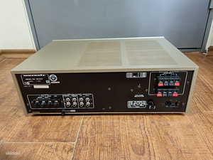 Стереофонический ресивер marantz SR810 (3 фото из 4)