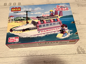 Пазлы/игрушки от €3 (10 фото из 10)