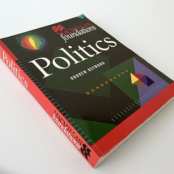 “Politics” - Andrew Heywood ENG