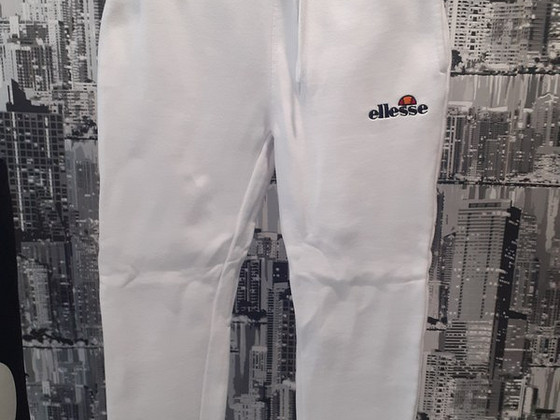 Ellesse püksid