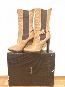 Uued ROBERTO CAVALLI saapad, s. 40 (1 foto / 3)