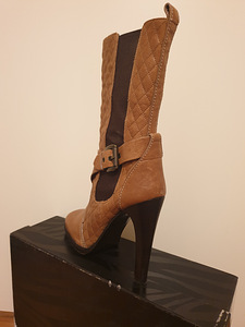 Uued ROBERTO CAVALLI saapad, s. 40 (3 foto / 3)