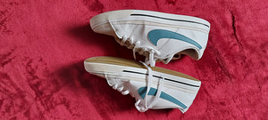 Nike обувь (1 фото из 2)