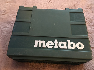 Аккумуляторная дрель-шуруповерт metabo SB18LT (6 фото из 6)