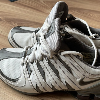 Nike Shox Vintage 40 размер