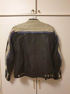 Uus naiste motojope mototagi Triumph suurus S (2 foto / 3)