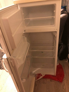 Müüa heas korras kasutatud Rosenlevi külmik (3 foto / 3)