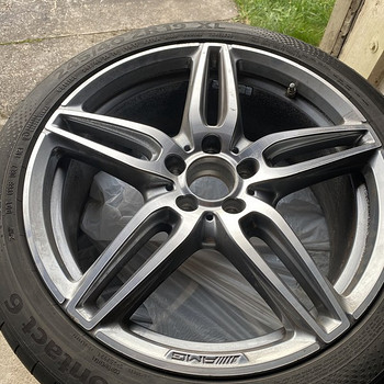 Резина на дисках Mercedes-Benz AMG 245/40 R19 ОРИГИНАЛЬНЫЕ