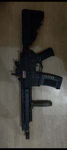 Airsoft M4 SA-B04 (2 foto / 2)