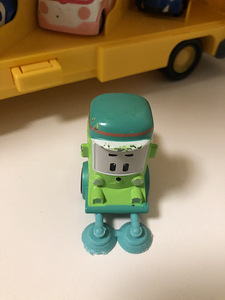 Robocar Poli koolibuss + autod 13 tk (8 foto / 10)