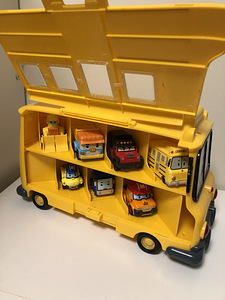 Robocar Poli koolibuss + autod 13 tk (9 foto / 10)