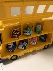 Robocar Poli koolibuss + autod 13 tk (10 foto / 10)