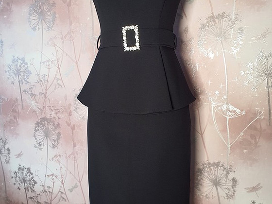 Праздничное коктейльное платье RIVER ISLAND