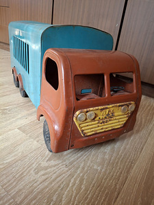 Auto NSVL kaubik (1 foto / 4)