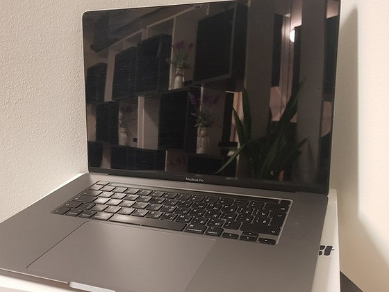 MacBook Pro 16 A2141 16gb 512GB