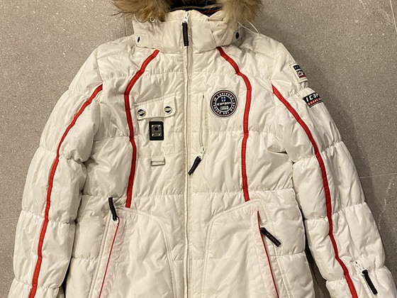 Зимняя куртка icepeak 38