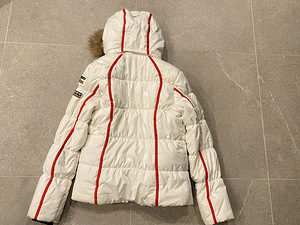Зимняя куртка icepeak 38 (2 фото из 4)