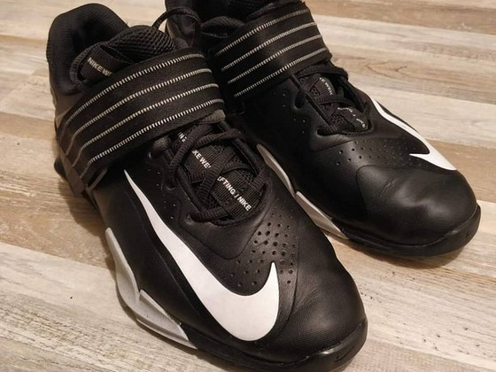 Nike Savaleos weightlifting shoes