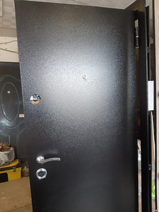 METALLUKS MDF 860 X 2050 MM (2 foto / 2)