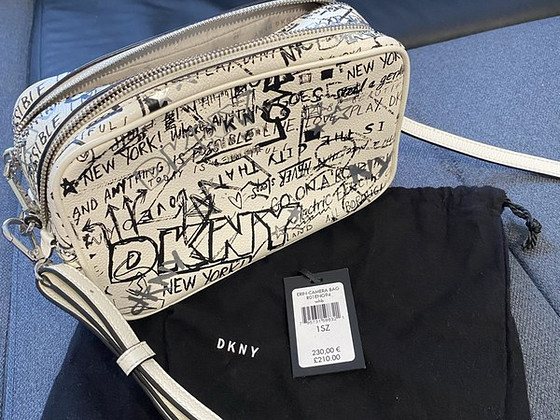 Сумка через плечо DKNY