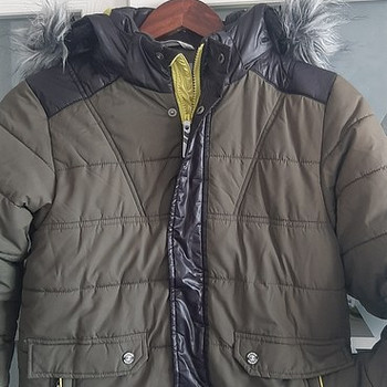 Зимняя куртка icepeak s.140 см