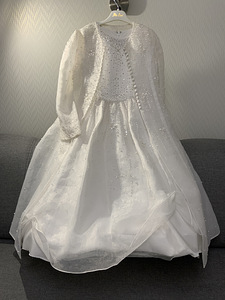 Kleit R 116-128 (1 foto / 5)