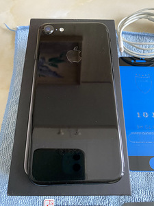 iPhone 7 Jet Black 128GB (5 foto / 8)