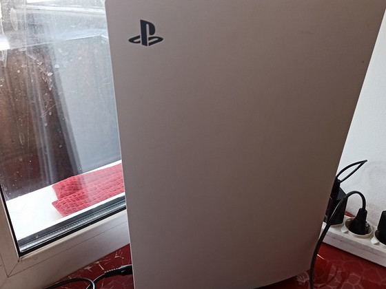 Цифровая версия Sony PlayStation 5