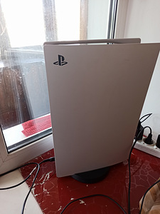 Цифровая версия Sony PlayStation 5 (1 фото из 2)