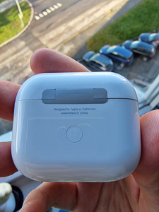 Müüa uued Airpods gen 3 (2 foto / 3)